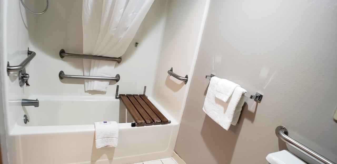 6-kewanee, Il Hotel Kewanee