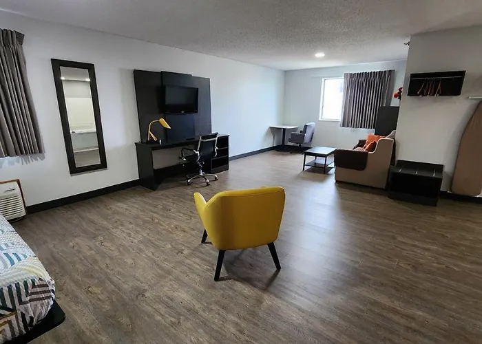 Motel 6-Kewanee, Il