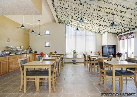 6-kewanee, Il Hotel 2*