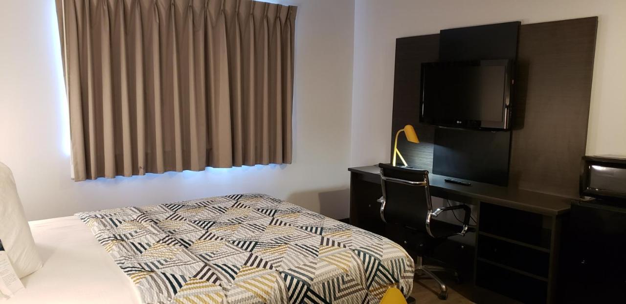 6-kewanee, Il Hotel 2*